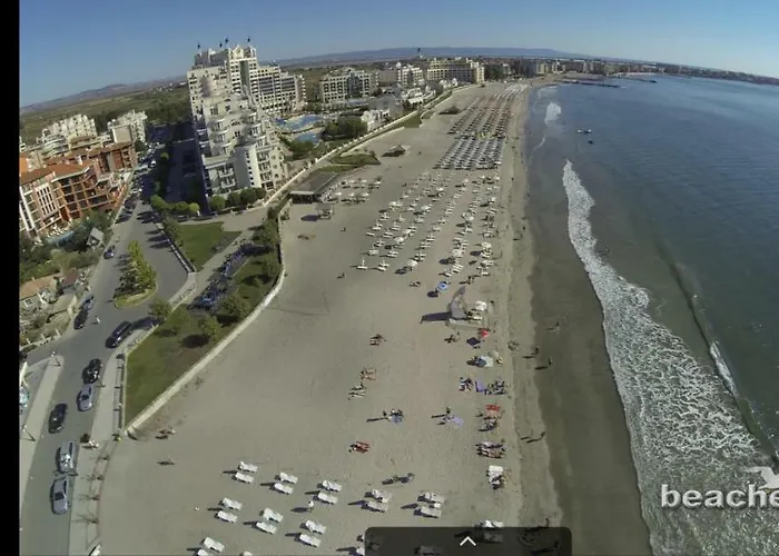 Apartment Nereya Palace Art Aprtament Marina