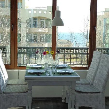 Lägenhet Nereya Palace Art Aprtament Marina Pomorie