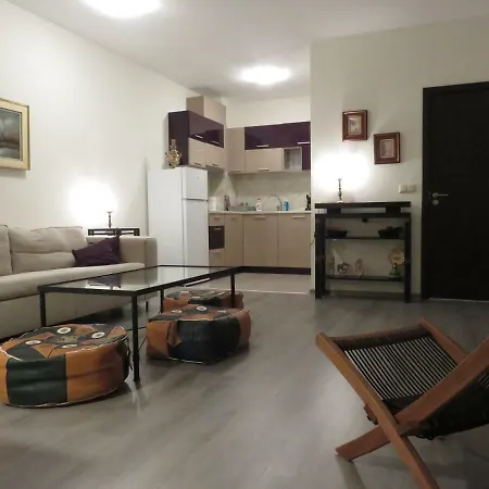 Nereya Palace Art Aprtament Marina Appartement *